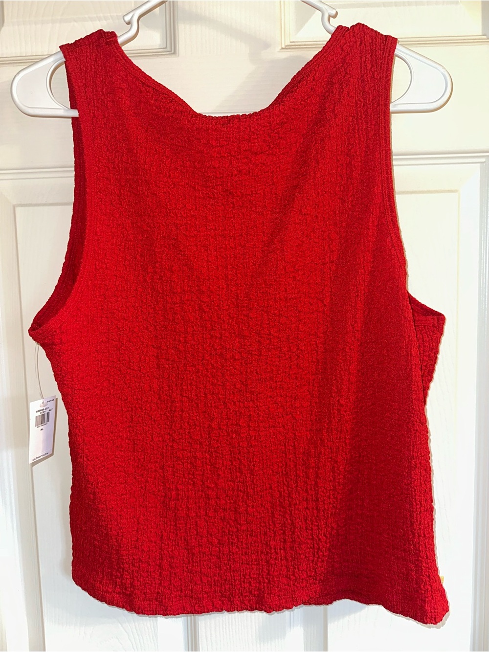 Red Textured Tank Top - Picture 2 of 4